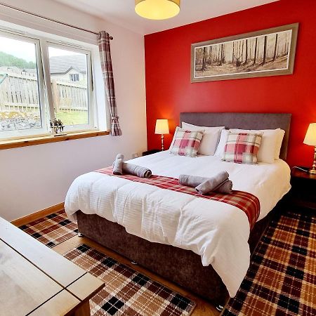 Hill View 2 Bedroom Free Parking Інвернесс Екстер'єр фото