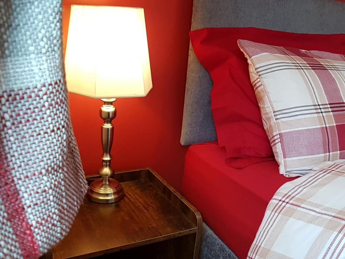 Hill View 2 Bedroom Free Parking Інвернесс Екстер'єр фото
