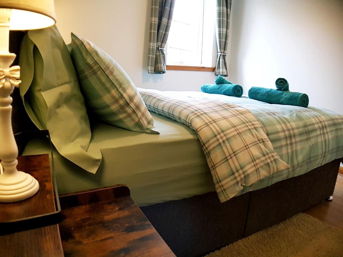 Hill View 2 Bedroom Free Parking Інвернесс Екстер'єр фото