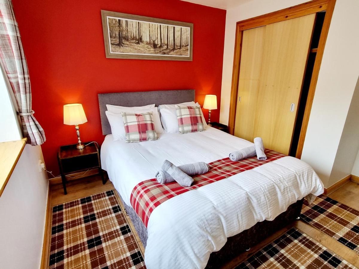 Hill View 2 Bedroom Free Parking Інвернесс Екстер'єр фото